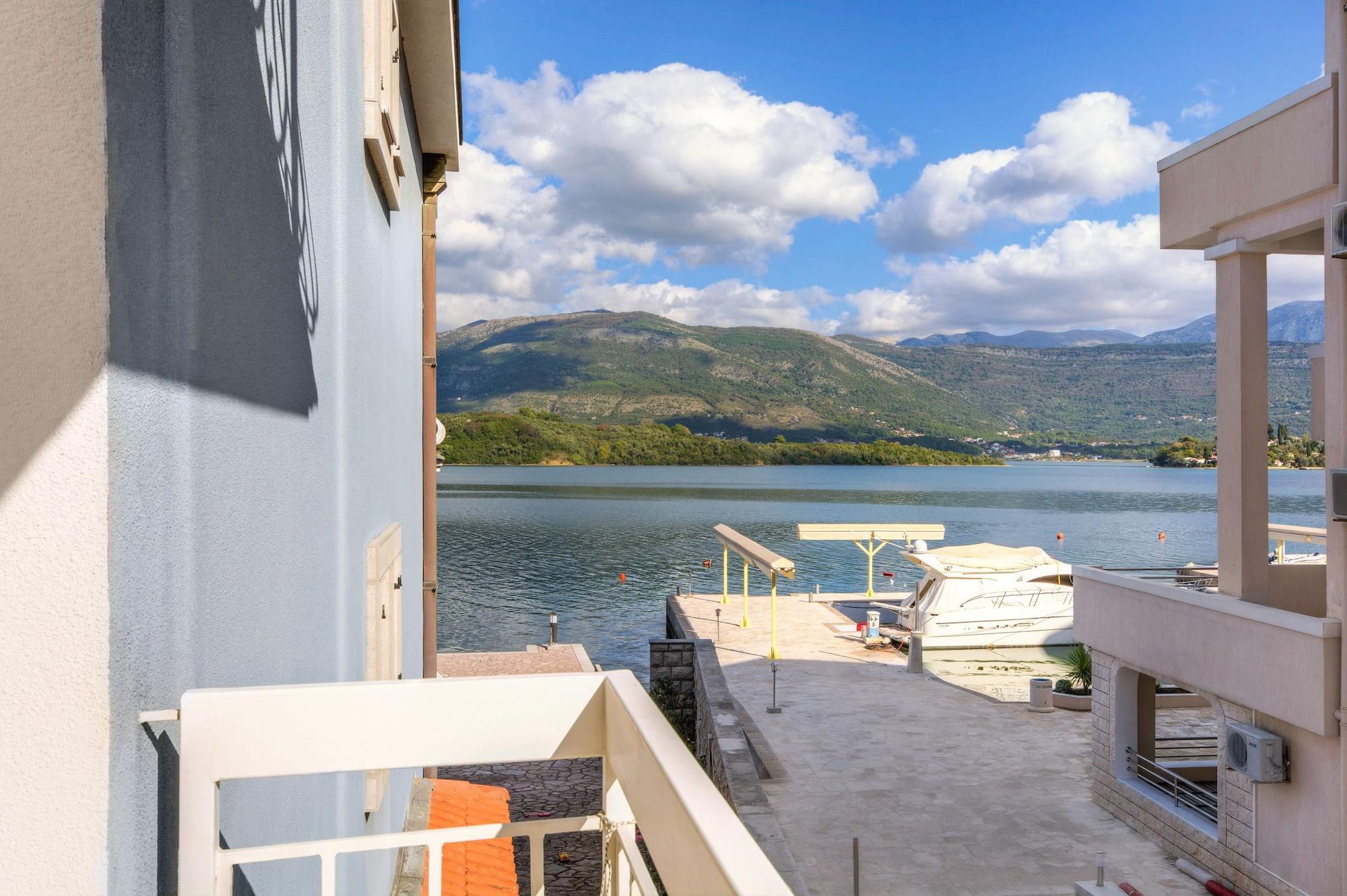 Apart-Hotel Villa Lav Nova Pec Exterior foto