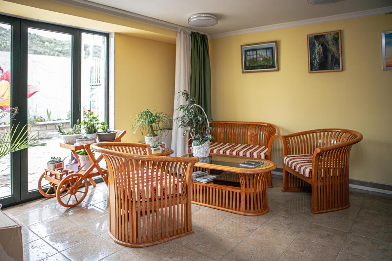 Apart-Hotel Villa Lav Nova Pec Exterior foto