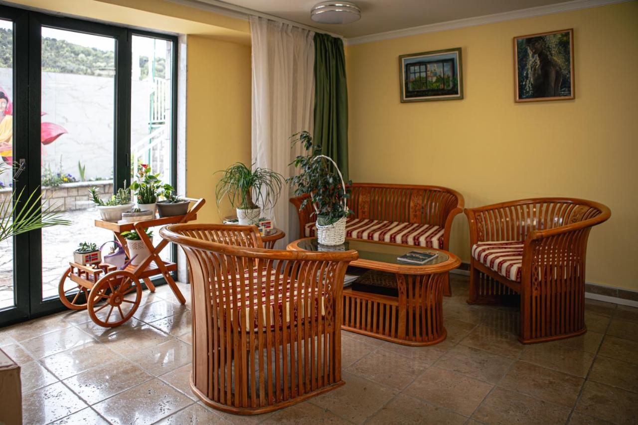 Apart-Hotel Villa Lav Nova Pec Exterior foto